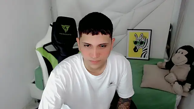 Black diamondd  online show from February 4, 2026, 1:06 pm