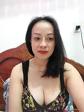 Baby-bigboobs2026 online show from May 3, 2026, 2:45 pm