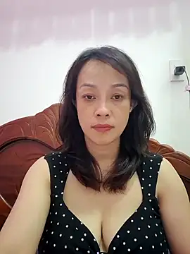Baby-bigboobs2026 online show from May 25, 2026, 1:28 pm