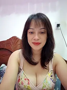 Baby-bigboobs2026 online show from June 18, 2026, 8:13 pm