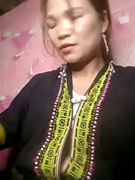 maymay-2000 online show from February 5, 2026, 3:27 pm