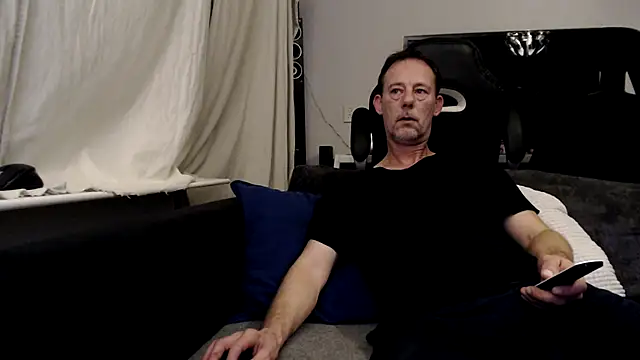 Sexy Ass Mike online show from February 18, 2026, 9:33 pm