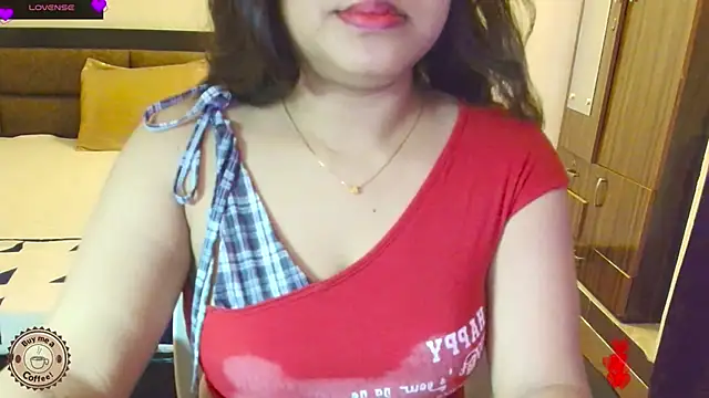 Yara-143 online show from June 23, 2026, 4:27 pm