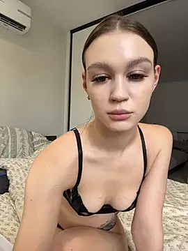 CarmenHill online show from June 24, 2026, 12:48 pm