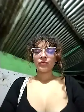 Melissa giratt online show from February 4, 2026, 3:23 am