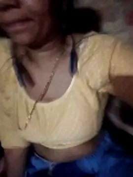 Snapshot of Lovely_sima chatting on March 6, 2026, 6:04 pm Lovely sima online show from March 6, 2026, 6:04 pm