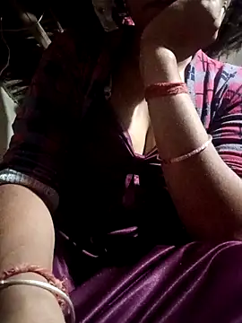 Snapshot of Lovely_sima chatting on March 15, 2026, 4:24 pm Lovely sima online show from March 15, 2026, 4:24 pm