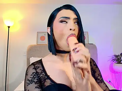 KarolPortellaa online show from February 28, 2026, 2:40 pm