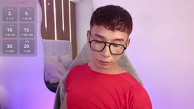 Snapshot of Fancy_Vixen chatting on March 31, 2026, 8:53 pm Fancy Vixen online show from March 31, 2026, 8:53 pm