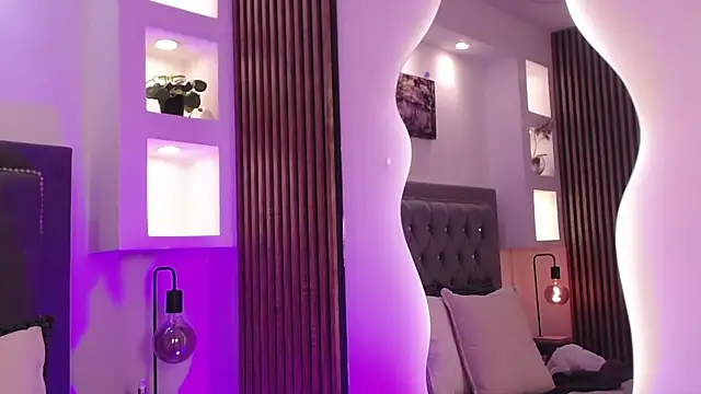 Snapshot of Fancy_Vixen chatting on April 8, 2026, 3:28 am Fancy Vixen online show from April 8, 2026, 3:28 am