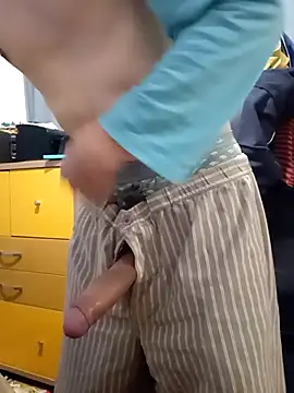 milky lake online show from February 12, 2026, 9:54 pm