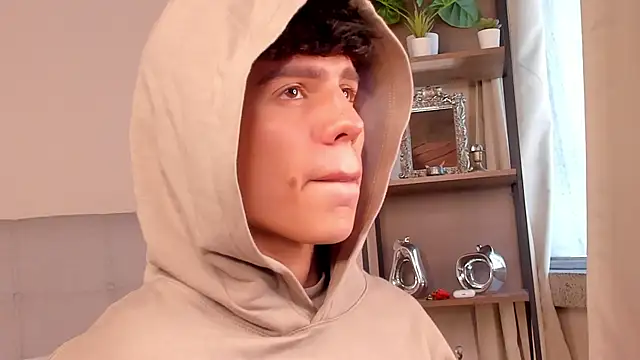 Angel eros  online show from February 23, 2026, 3:53 pm