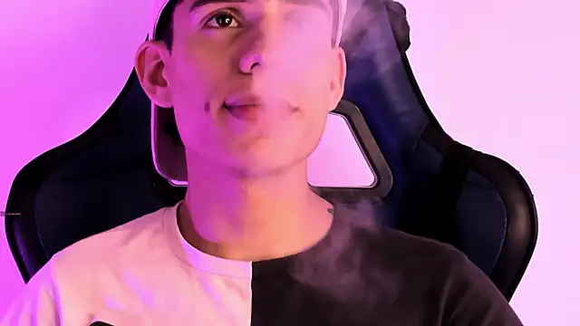 Angel eros  online show from March 1, 2026, 5:42 am