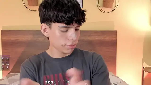 Angel eros  online show from March 6, 2026, 4:42 am