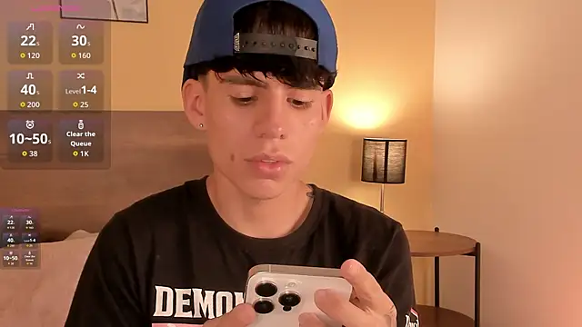 Angel eros  online show from March 12, 2026, 8:04 pm