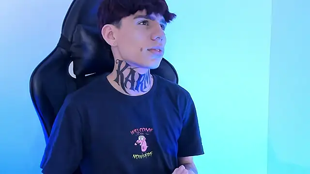 Angel eros  online show from March 23, 2026, 5:00 am