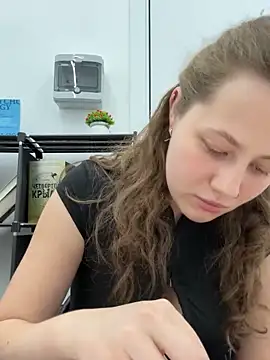 AsynaYuuki online show from March 23, 2026, 6:23 pm