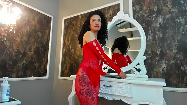 JuliethMilf online show from May 5, 2026, 7:33 pm