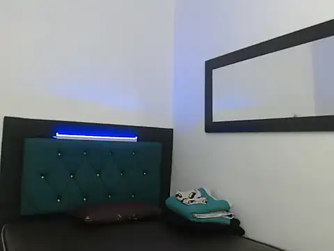 hotboyluxe online show from May 11, 2026, 12:22 pm