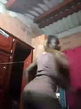natalia-2302 online show from June 13, 2026, 12:52 am