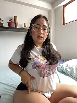 alisbloom online show from February 5, 2026, 6:01 pm