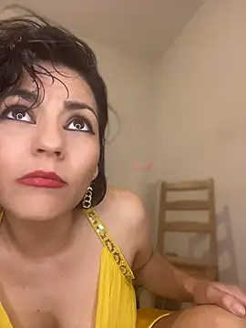 Snapshot of eva_luz chatting on June 16, 2026, 3:25 pm eva luz online show from June 16, 2026, 3:25 pm