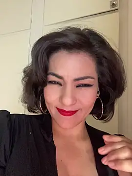 eva luz online show from July 23, 2026, 11:19 am