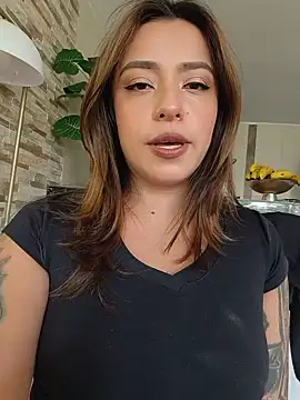 Snapshot of foxxy_lover chatting on June 15, 2026, 5:59 pm foxxy lover online show from June 15, 2026, 5:59 pm