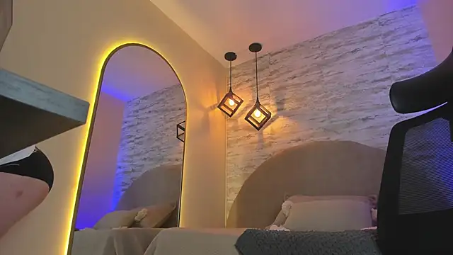 itswolfine online show from February 3, 2026, 7:30 pm