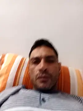 yoahotpetrafiery online show from May 15, 2026, 9:44 pm
