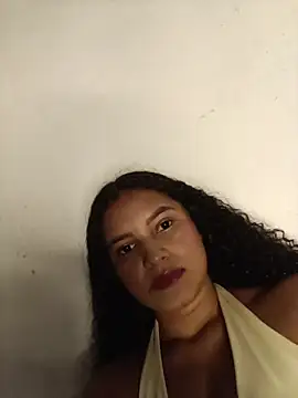 LiaRose- online show from May 4, 2026, 8:49 pm