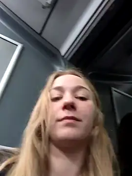 Snapshot of MindMistress chatting on February 4, 2026, 6:25 pm MindMistress online show from February 4, 2026, 6:25 pm