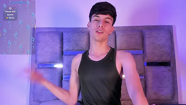 axxxel twink online show from May 8, 2026, 3:01 am