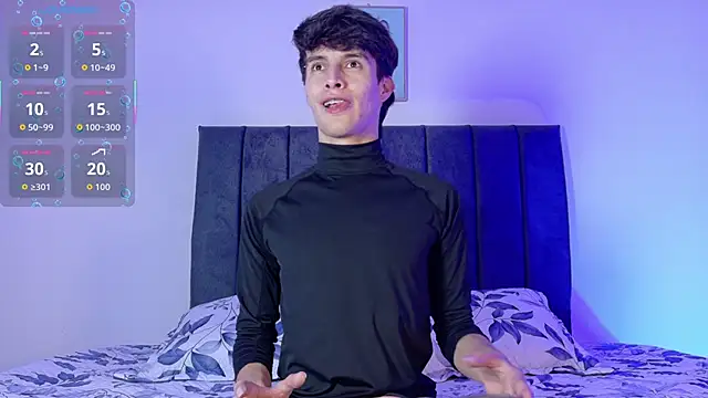 axxxel twink online show from June 14, 2026, 2:46 am
