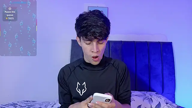 axxxel twink online show from June 16, 2026, 2:36 am