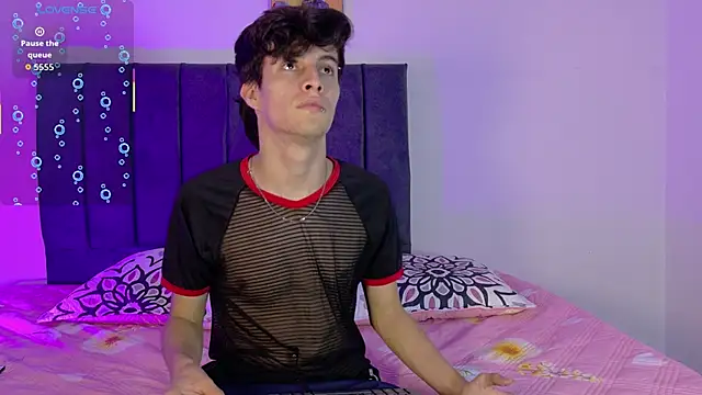 axxxel twink online show from June 27, 2026, 2:27 am