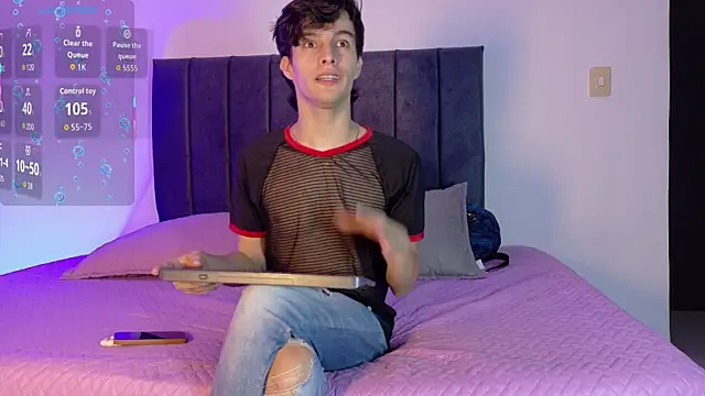 axxxel twink online show from July 5, 2026, 2:07 am