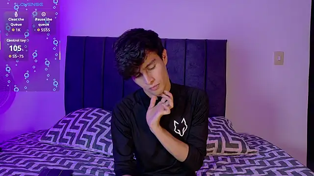 axxxel twink online show from July 16, 2026, 2:28 am