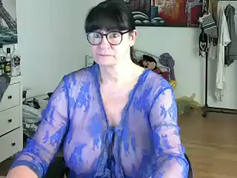 Snapshot of Sylly chatting on January 10, 2025, 8:07 am Sylly online show from January 10, 2025, 8:07 am