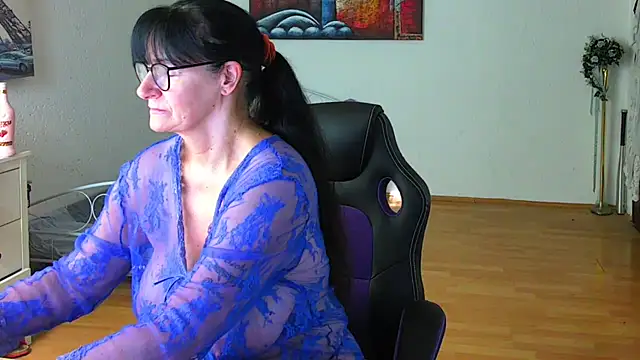 Sylly online show from March 8, 2026, 8:29 am