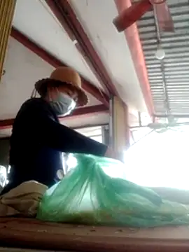 YIYI-502 online show from February 1, 2026, 6:12 am