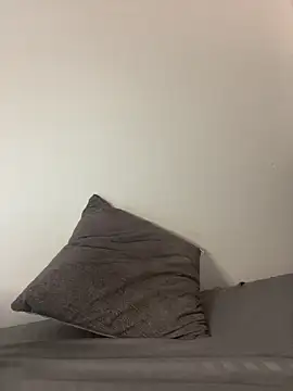 Zara Clark online show from January 31, 2026, 7:11 pm