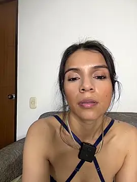 Snapshot of EvaMiranda chatting on June 23, 2026, 3:15 am EvaMiranda online show from June 23, 2026, 3:15 am