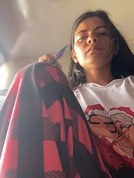 Snapshot of Esperanza_GS chatting on April 27, 2026, 2:48 pm Esperanza GS online show from April 27, 2026, 2:48 pm