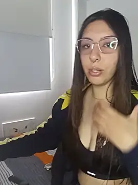 Nikolth 4 online show from February 3, 2026, 3:28 pm