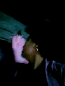 -Liuen- online show from January 31, 2026, 9:57 pm