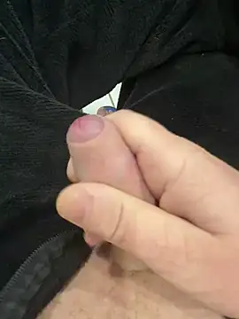 petitsexe52 online show from March 20, 2026, 6:29 am