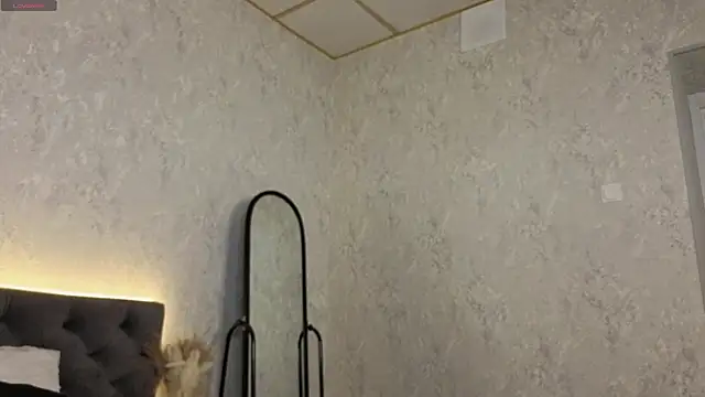 Scarle Whisper online show from March 21, 2026, 1:10 am