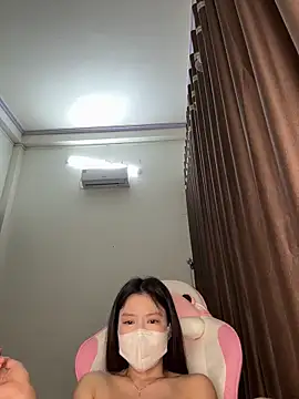 Snapshot of wang1472581 chatting on March 17, 2026, 3:04 pm wang1472581 online show from March 17, 2026, 3:04 pm