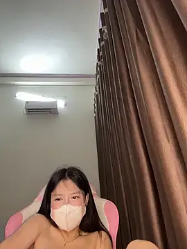wang1472581 online show from May 23, 2026, 1:59 pm